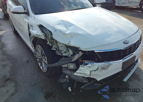 2019 Kia Optima Sx Turbo z USA, uszkodzony, nr VIN 5XXGV4L2XKG288809